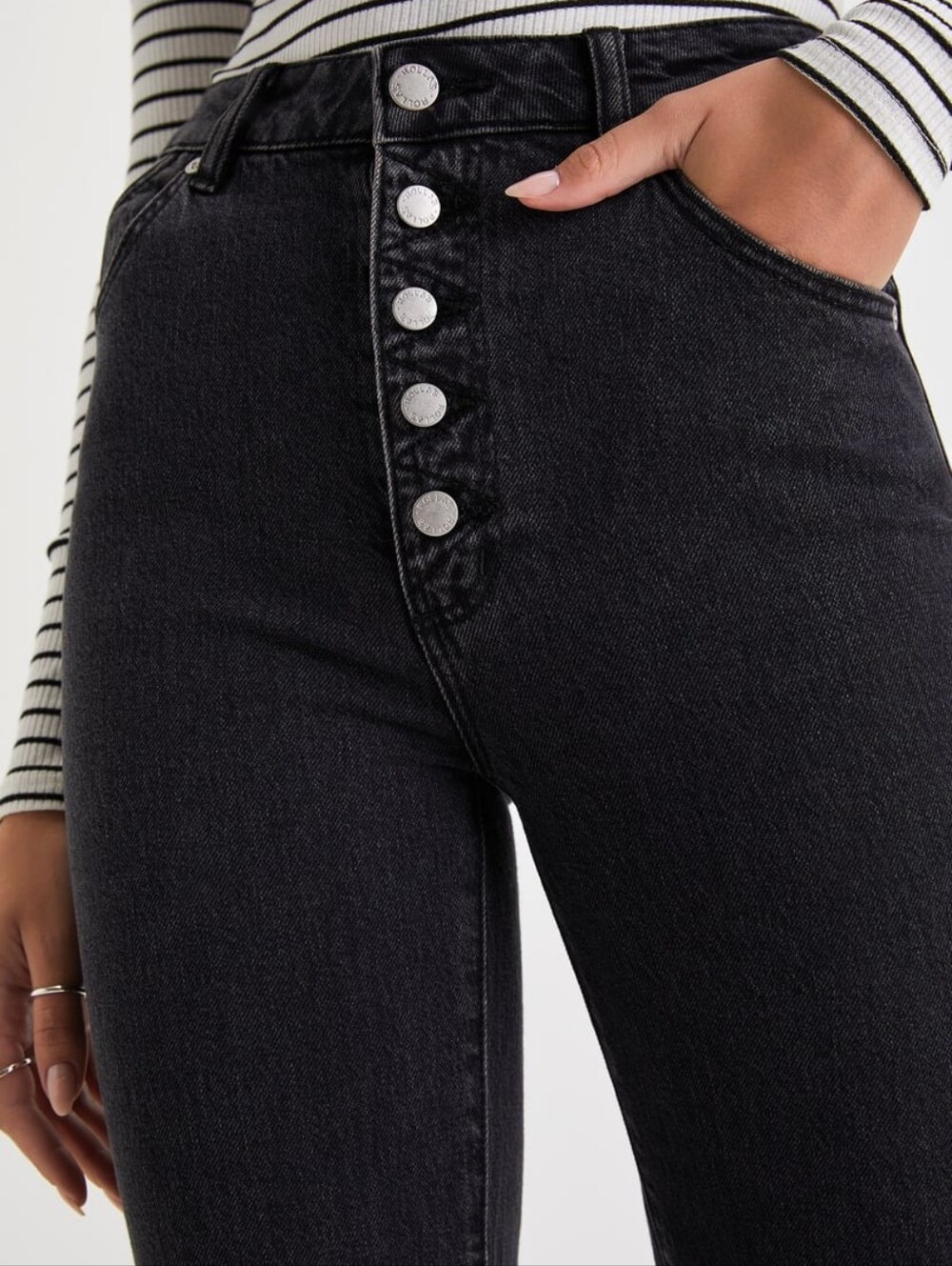 Rolla's Eastcoast Crop Flare Washed Black High-Rise Denim Jeans Size 27 - Picture 3 of 10